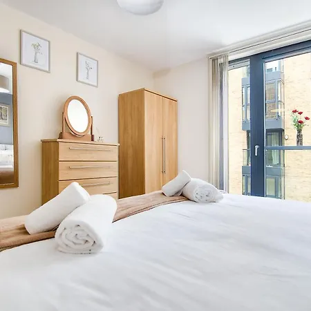 Chinatown City Centre Chinese Quarter Apartment Birmingham