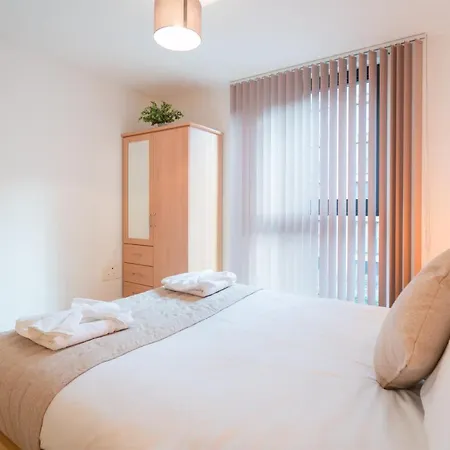 Apartment Chinatown City Centre Chinese Quarter Birmingham